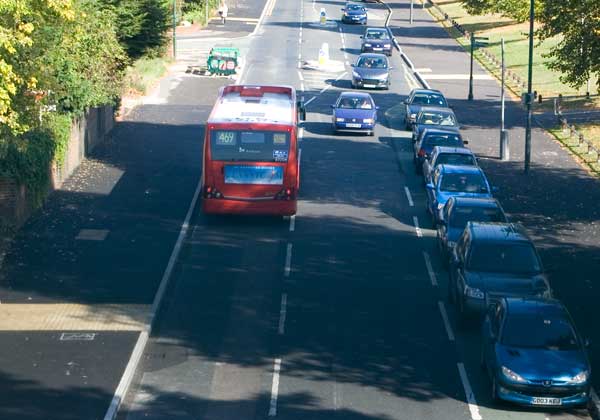 Bus fills the carriageway