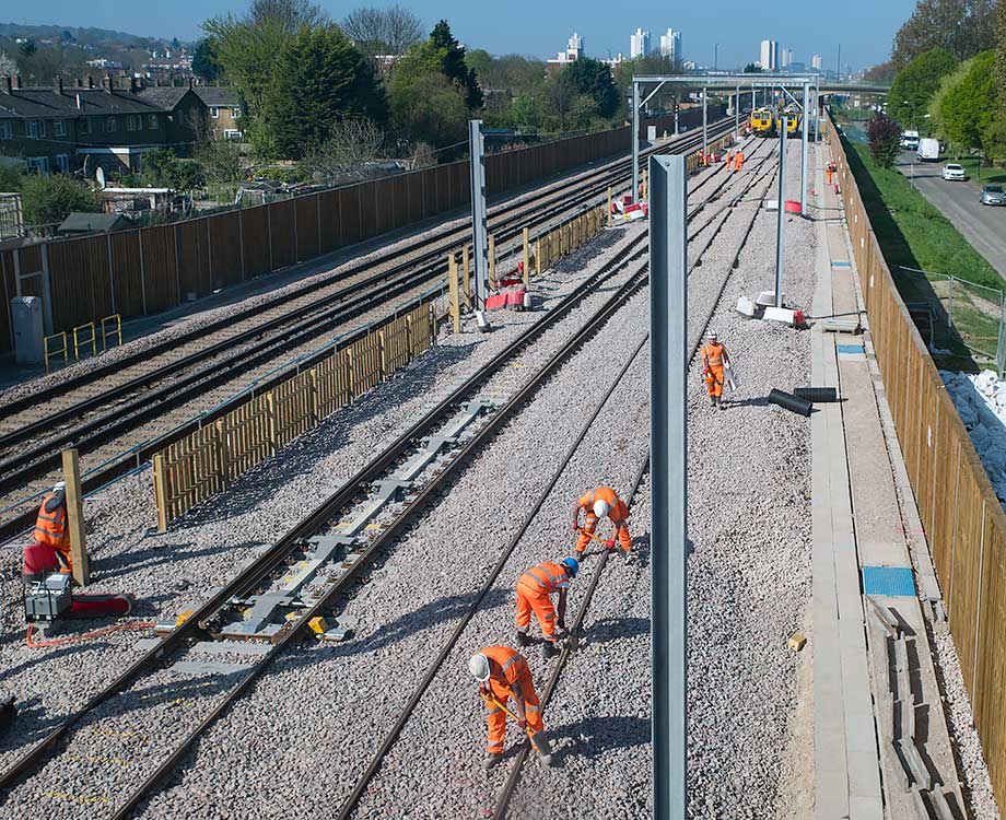 Photographed on 9th April 2017 @ 10:22
This is picture number 23 of 99 Crossrail