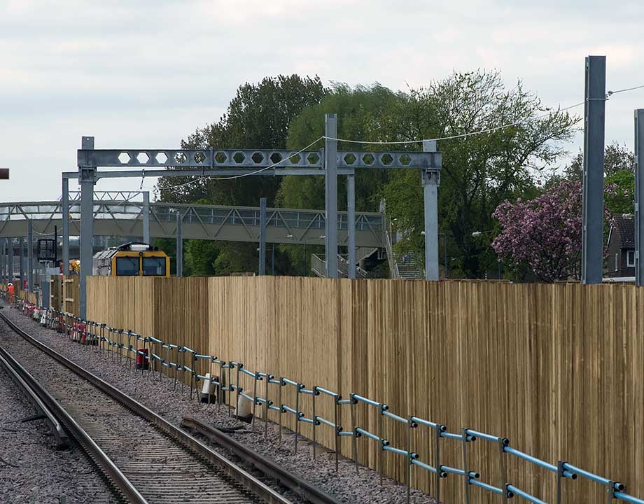 Photographed on 10th April 2017 @ 13:25
This is picture number 41 of 99 Crossrail