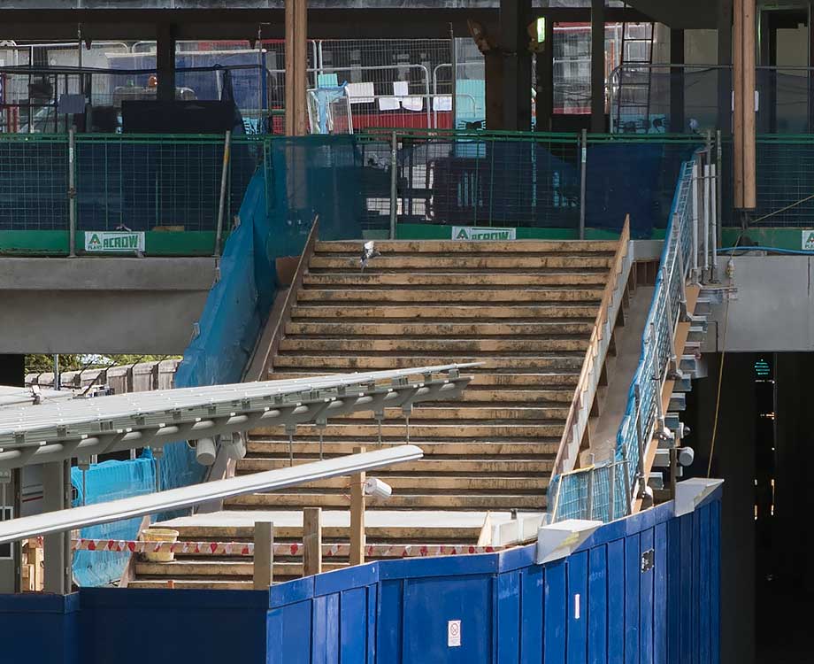Photographed on 11th April 2017 @ 10:40
This is picture number 52 of 99 Crossrail