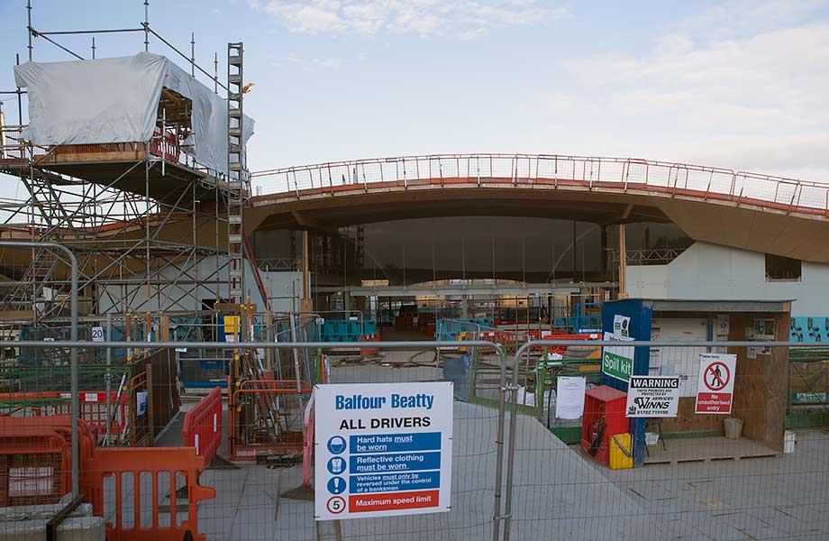 Photographed on 14th April 2017 @ 07:37
This is picture number 63 of 99 Crossrail