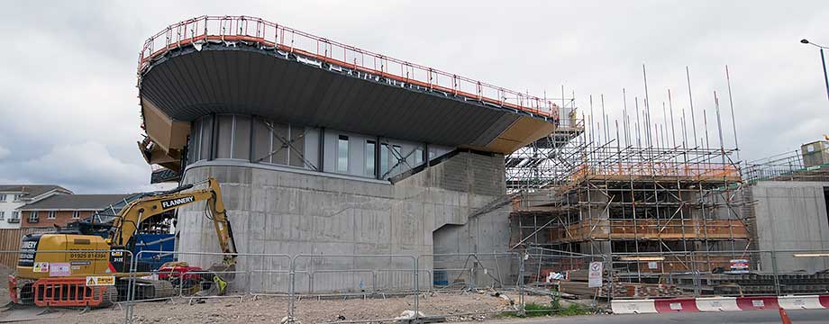 Photographed on 17th April 2017 @ 13:14
This is picture number 73 of 99 Crossrail