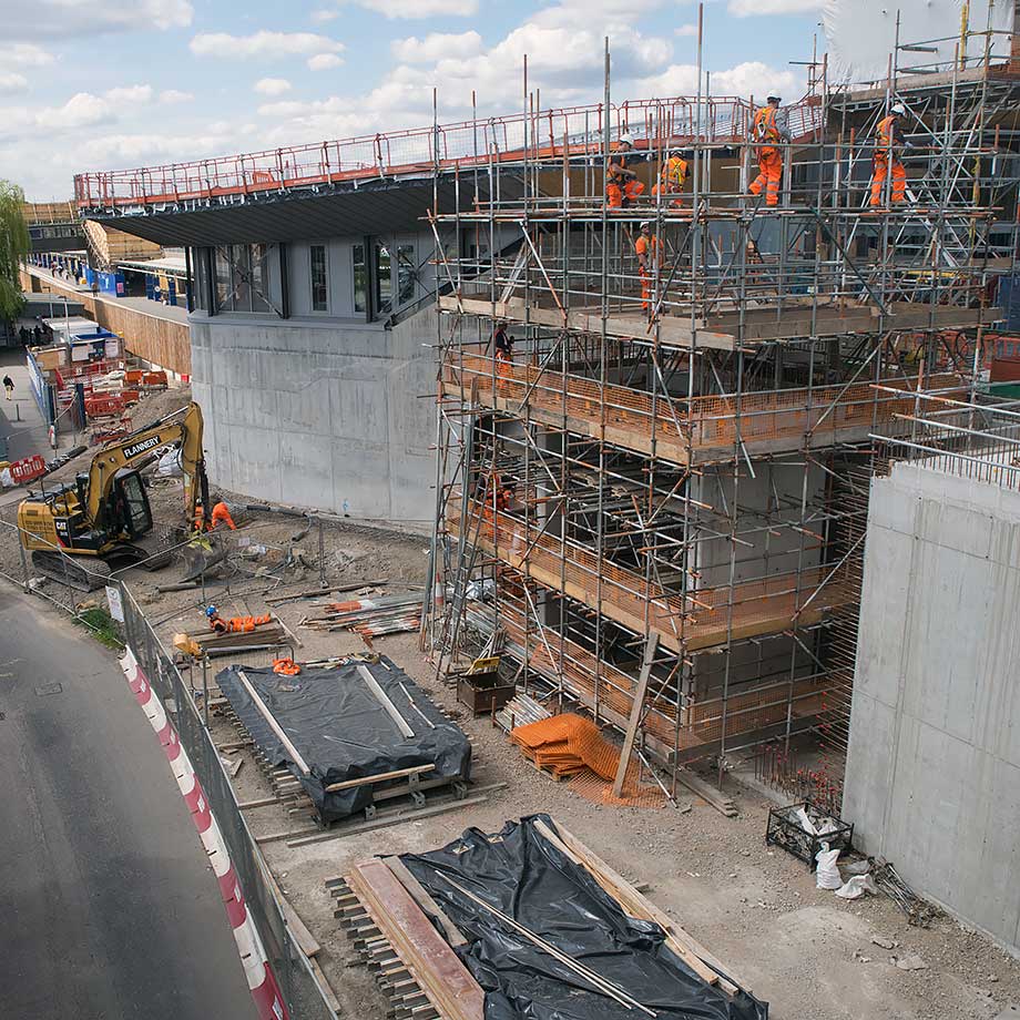 Photographed on 18th April 2017 @ 14:02
This is picture number 82 of 99 Crossrail