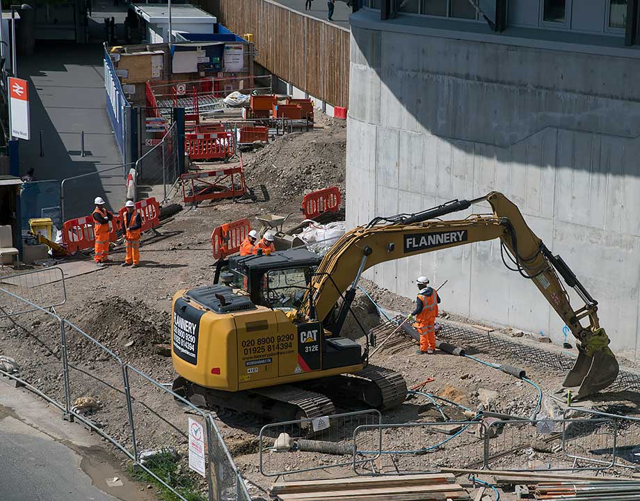 Photographed on 19th April 2017 @ 13:10
This is picture number 84 of 99 Crossrail