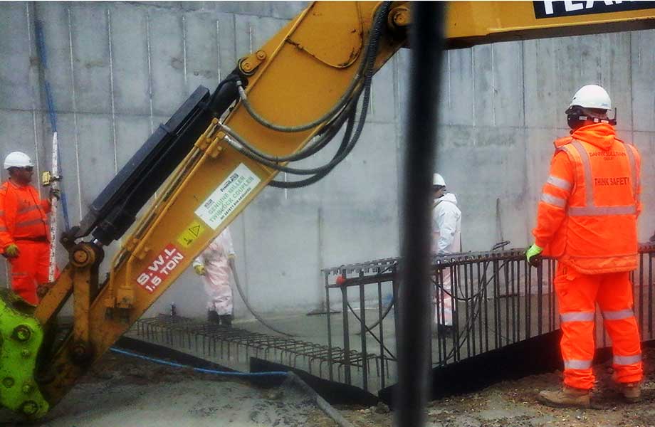 Photographed on 22nd April 2017 @ 10:43
This is picture number 95 of 99 Crossrail